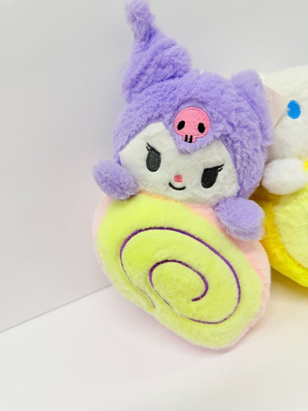 Sanrio Kuromi & Cinnamoroll Swiss Roll Cake Mini Plush Set of 2 - Picture 4 of 4